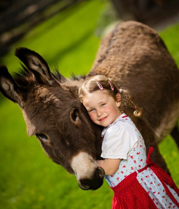 emilia mit esel lupo